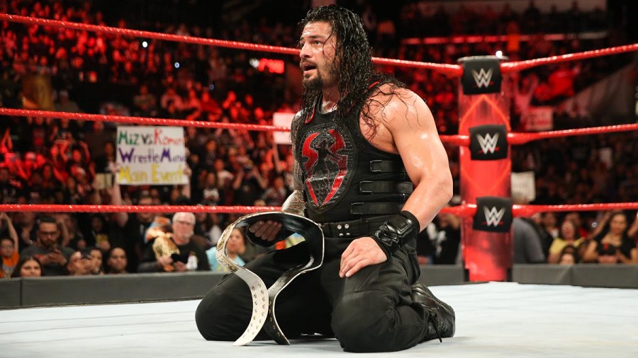 WWE Raw Roman Reigns