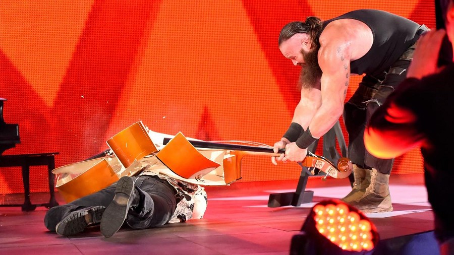 RAW - Braun Strowman vs. Elias