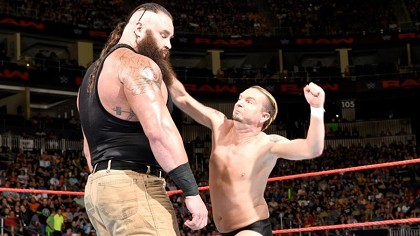 James Ellsworth explica la experiencia de enfrentarse a Braun Strowman en su debut en WWE